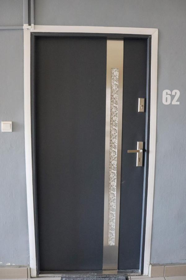 Apartamento Krisztina Apartman Salgótarján Exterior foto