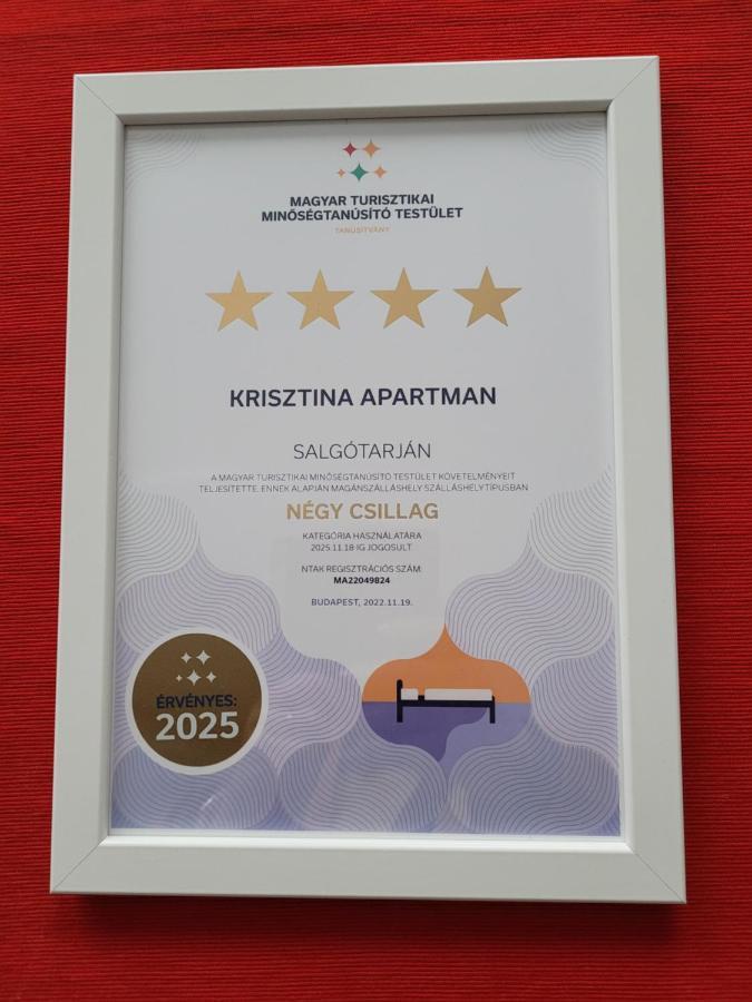 Apartamento Krisztina Apartman Salgótarján Exterior foto